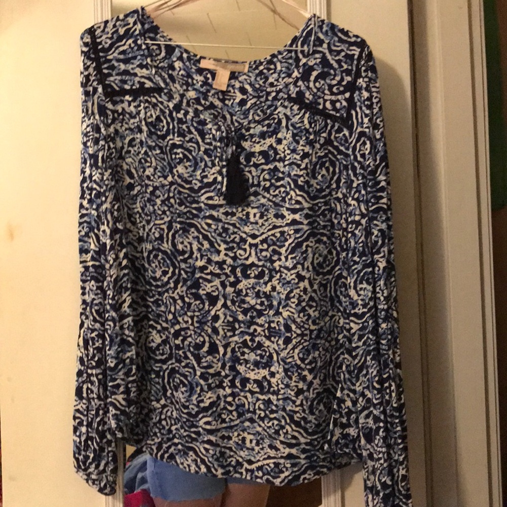 Blue tie dye and paisley blouse//Forever 21